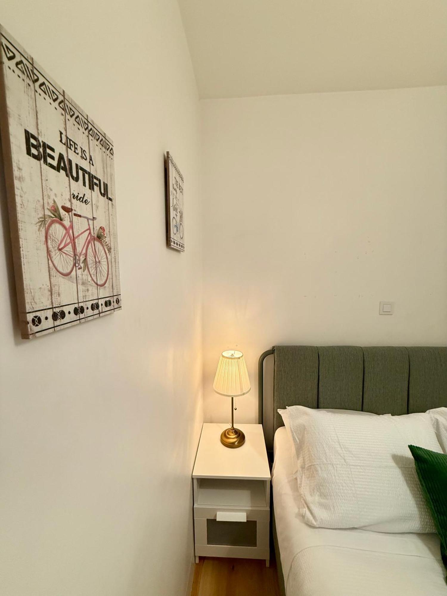 Apto Com 2 Quartos Lisboa